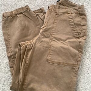 khaki cropped joggers